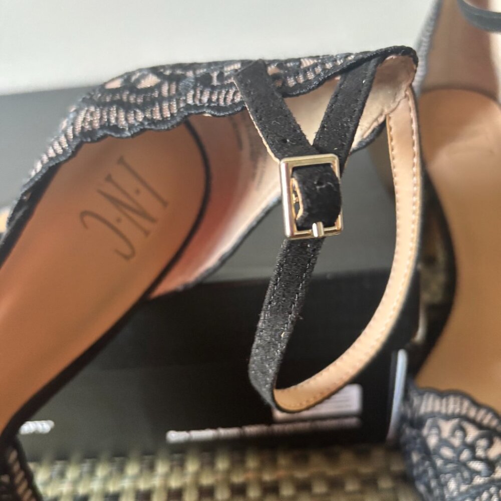 I.N.C. Women's Kinlee Two-Piece Pointed-Toe Dress Pumps Black SZ: 9M - Picture 10 of 16